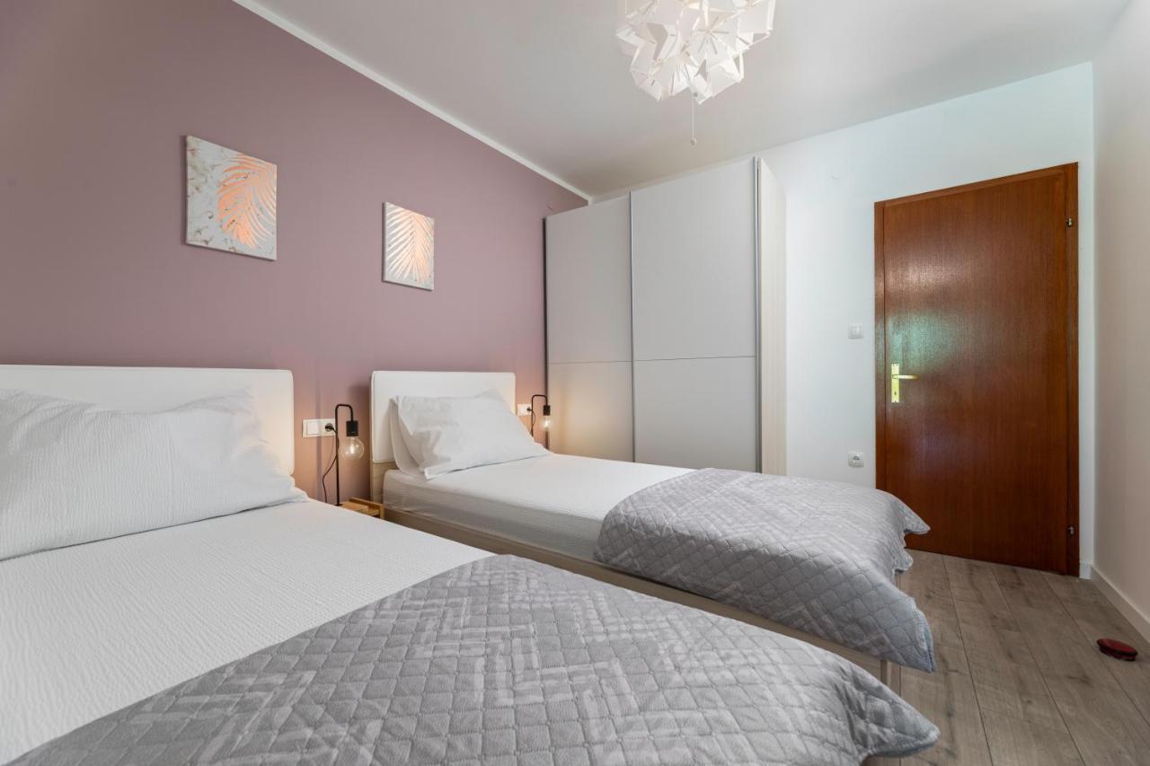 Apartments Vjeko Крк Экстерьер фото